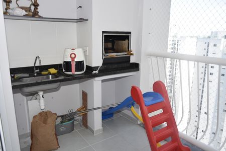 Apartamento para alugar com 84m², 2 quartos e 2 vagasVaranda