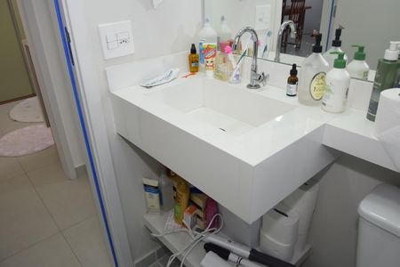 Apartamento para alugar com 84m², 2 quartos e 2 vagasBanheiro