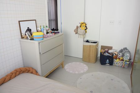 Apartamento para alugar com 84m², 2 quartos e 2 vagasQuarto