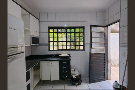 Casa à venda com 157m², 2 quartos e 2 vagas
