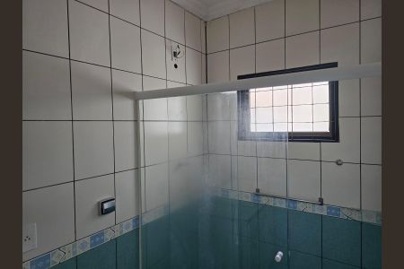 Casa à venda com 157m², 2 quartos e 2 vagas Casa à venda com 157m², 2 quartos e 2 vagasBanheiro da Suíte