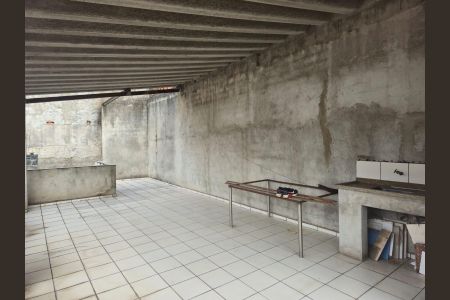 Casa à venda com 157m², 2 quartos e 2 vagas