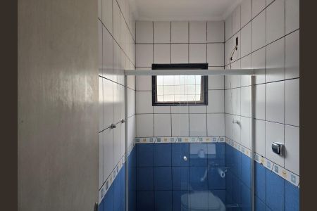 Casa à venda com 157m², 2 quartos e 2 vagas Casa à venda com 157m², 2 quartos e 2 vagasBanheiro Social