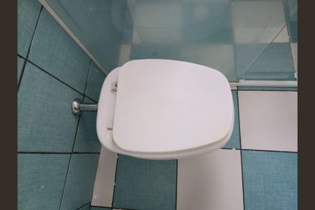 Casa à venda com 157m², 2 quartos e 2 vagas Casa à venda com 157m², 2 quartos e 2 vagasBanheiro da Suíte