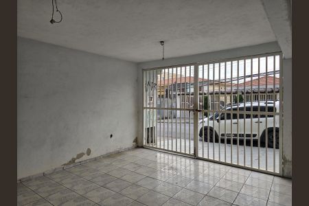 Garagem de casa à venda com 2 quartos, 157m² em Jardim Cocaia, Guarulhos