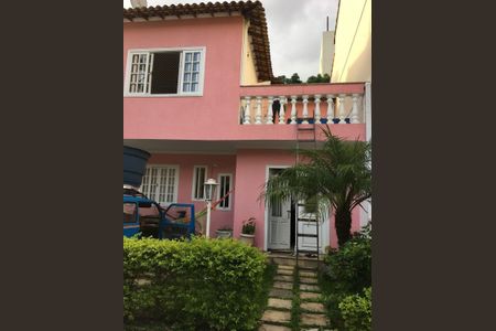 Casa de condomínio para alugar com 90m², 3 quartos e 1 vaga