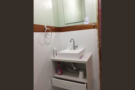 Casa de condomínio para alugar com 90m², 3 quartos e 1 vaga