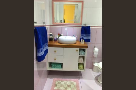 Casa de condomínio para alugar com 90m², 3 quartos e 1 vaga