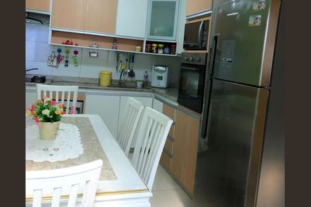 Casa de condomínio para alugar com 90m², 3 quartos e 1 vaga