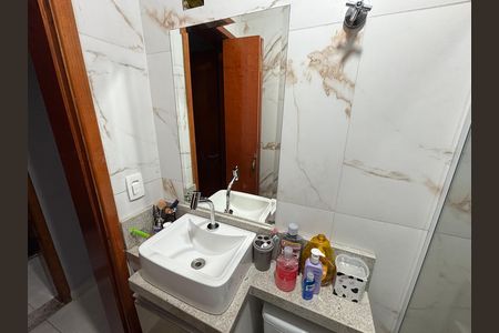 Casa para alugar com 180m², 3 quartos e 2 vagas Casa para alugar com 180m², 3 quartos e 2 vagasSuit