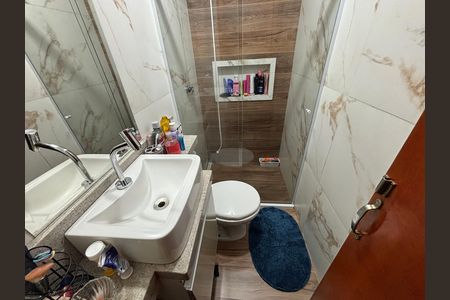 Casa para alugar com 180m², 3 quartos e 2 vagas Casa para alugar com 180m², 3 quartos e 2 vagasBanheiro da Suíte 2