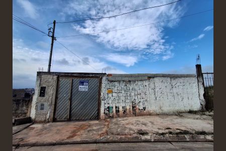 Casa para alugar com 364m², 2 quartos e 4 vagasFachada