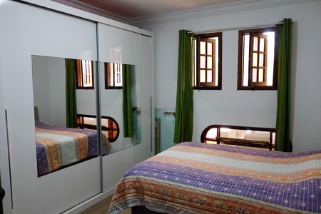 Casa à venda com 166m², 3 quartos e 2 vagas Casa à venda com 166m², 3 quartos e 2 vagasQuarto 1