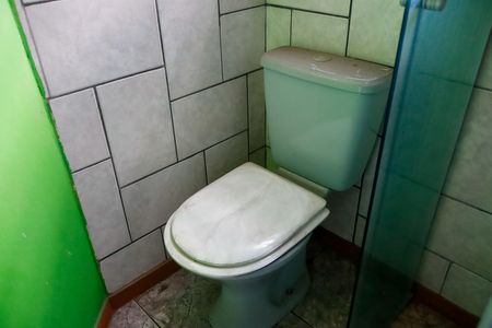 Casa à venda com 166m², 3 quartos e 2 vagas Casa à venda com 166m², 3 quartos e 2 vagasBanheiro 2