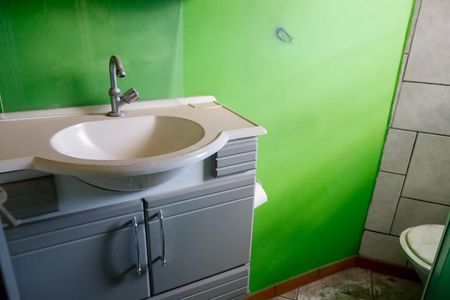 Casa à venda com 166m², 3 quartos e 2 vagas Casa à venda com 166m², 3 quartos e 2 vagasBanheiro 2