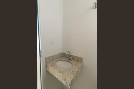 Casa à venda com 2 quartos, 68m² em Planalto, Belo Horizonte