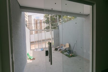 Casa à venda com 2 quartos, 68m² em Planalto, Belo Horizonte