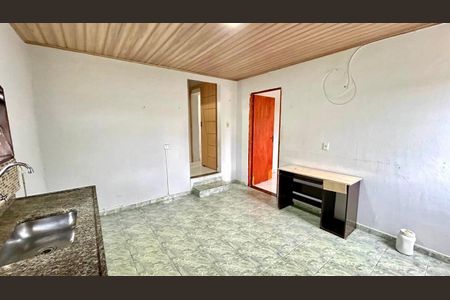 Casa para alugar com 75m², 2 quartos e 1 vaga