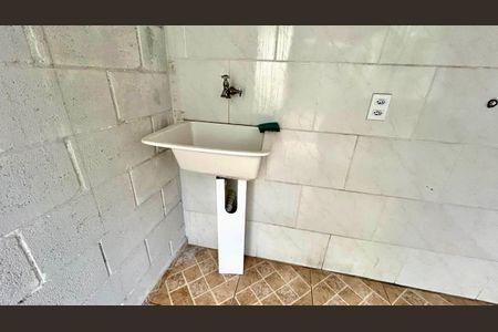 Casa para alugar com 75m², 2 quartos e 1 vaga