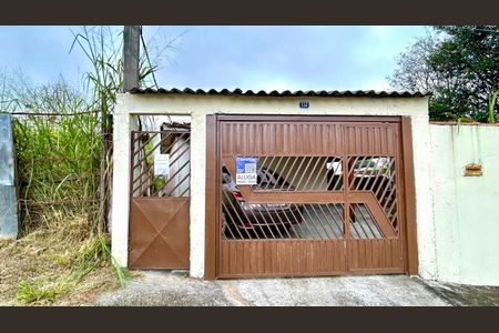 Casa para alugar com 75m², 2 quartos e 1 vaga