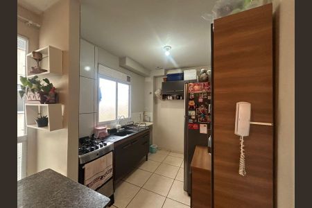 Apartamento à venda com 42m², 2 quartos e 2 vagas Apartamento à venda com 42m², 2 quartos e 2 vagasCozinha e Área de Serviço