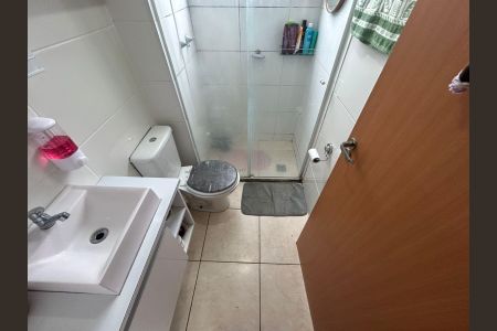 Apartamento à venda com 42m², 2 quartos e 2 vagas Apartamento à venda com 42m², 2 quartos e 2 vagasBanheiro
