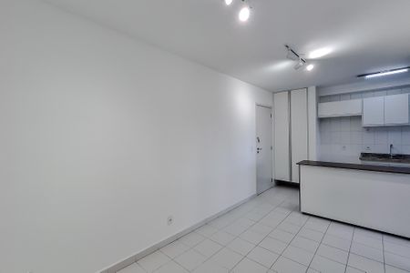 Apartamento à venda com 42m², 1 quarto e 1 vaga Apartamento à venda com 42m², 1 quarto e 1 vagaSala