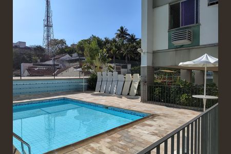 Apartamento à venda com 70m², 2 quartos e 1 vaga Apartamento à venda com 70m², 2 quartos e 1 vagaÁrea comum - Piscina