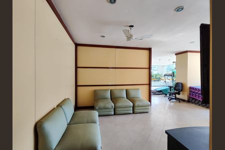 Apartamento à venda com 70m², 2 quartos e 1 vaga Apartamento à venda com 70m², 2 quartos e 1 vagaSala de Jogos