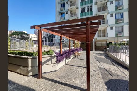 Apartamento à venda com 70m², 2 quartos e 1 vaga Apartamento à venda com 70m², 2 quartos e 1 vagaÁrea comum - Playground