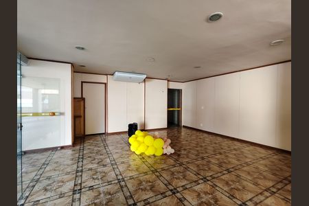 Apartamento à venda com 70m², 2 quartos e 1 vaga Apartamento à venda com 70m², 2 quartos e 1 vagaÁrea comum - Salão de festas