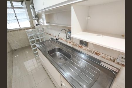 Apartamento à venda com 70m², 2 quartos e 1 vaga Apartamento à venda com 70m², 2 quartos e 1 vagaCozinha