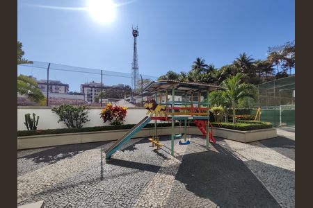 Apartamento à venda com 70m², 2 quartos e 1 vaga Apartamento à venda com 70m², 2 quartos e 1 vagaÁrea comum - Playground