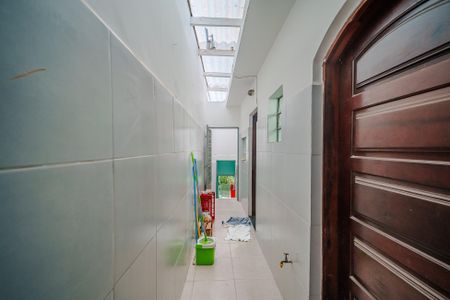 Casa à venda com 380m², 5 quartos e 3 vagas Casa à venda com 380m², 5 quartos e 3 vagascorredor