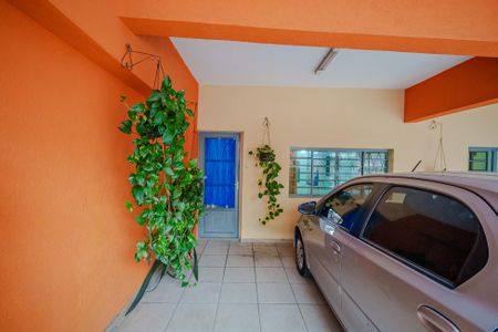 Casa à venda com 380m², 5 quartos e 3 vagas Casa à venda com 380m², 5 quartos e 3 vagasGaragem