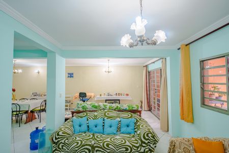 Sala de casa à venda com 5 quartos, 380m² em Jardim Raposo Tavares, São Paulo