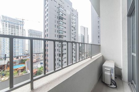 Studio para alugar com 24m², 1 quarto e sem vaga Studio para alugar com 24m², 1 quarto e sem vagaVaranda