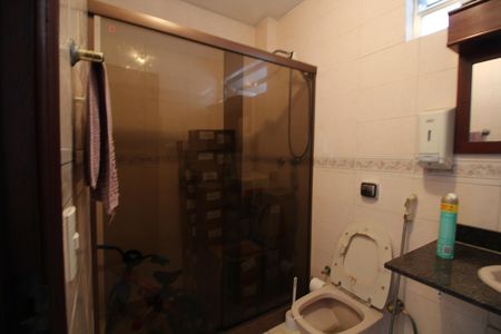 Casa à venda com 200m², 4 quartos e 1 vagaBanheiro Social 1