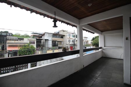 Casa à venda com 200m², 4 quartos e 1 vagaQuarto 3 - Varanda
