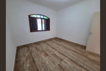 Casa para alugar com 104m², 2 quartos e 2 vagas Casa para alugar com 104m², 2 quartos e 2 vagasQuarto 1