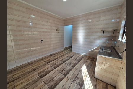 Casa para alugar com 104m², 2 quartos e 2 vagas Casa para alugar com 104m², 2 quartos e 2 vagasCozinha