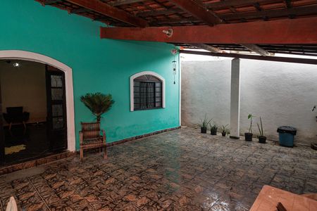 Casa para alugar com 200m², 3 quartos e 2 vagas Casa para alugar com 200m², 3 quartos e 2 vagasGaragem