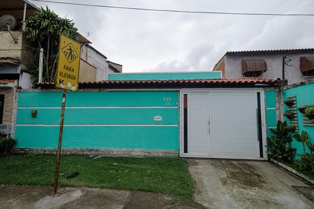 Casa para alugar com 200m², 3 quartos e 2 vagas Casa para alugar com 200m², 3 quartos e 2 vagasFachada