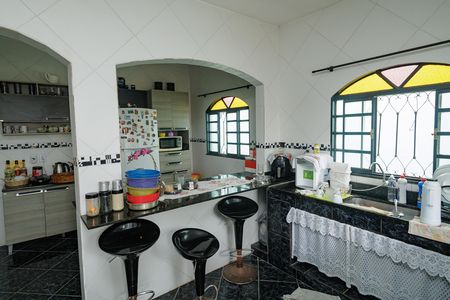 Casa para alugar com 200m², 3 quartos e 2 vagas Casa para alugar com 200m², 3 quartos e 2 vagasCozinha