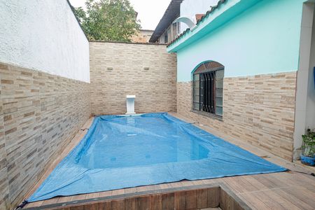 Casa para alugar com 200m², 3 quartos e 2 vagas Casa para alugar com 200m², 3 quartos e 2 vagasPiscina