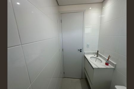 Apartamento para alugar com 57m², 2 quartos e 1 vaga Apartamento para alugar com 57m², 2 quartos e 1 vagaBanheiro