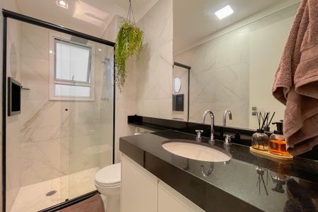 Apartamento à venda com 118m², 3 quartos e 2 vagas Apartamento à venda com 118m², 3 quartos e 2 vagasBanheiro da Suíte 3