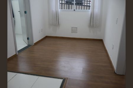 Sala de apartamento para alugar com 1 quarto, 35m² em Fazenda da Juta, São Paulo