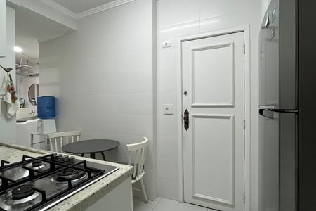 Apartamento para alugar com 85m², 2 quartos e sem vagaCozinha 