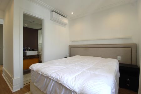 Apartamento para alugar com 96m², 2 quartos e 2 vagasQuarto 2 - Suíte